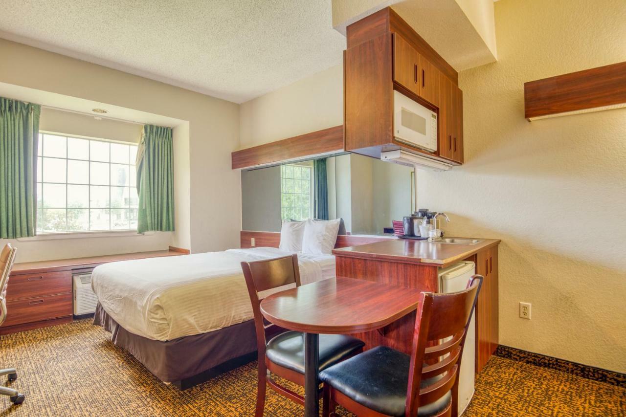 Trident Inn & Suites, Baton Rouge (Adults Only) Prairieville Екстериор снимка